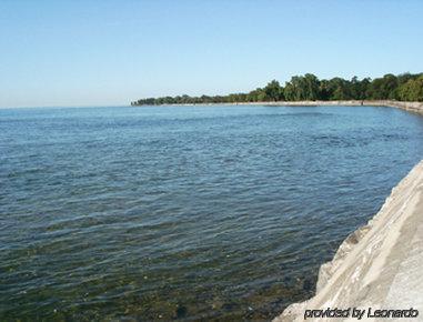 Knights Inn Fort Erie Bagian luar foto