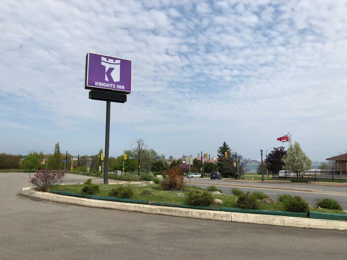 Knights Inn Fort Erie Bagian luar foto