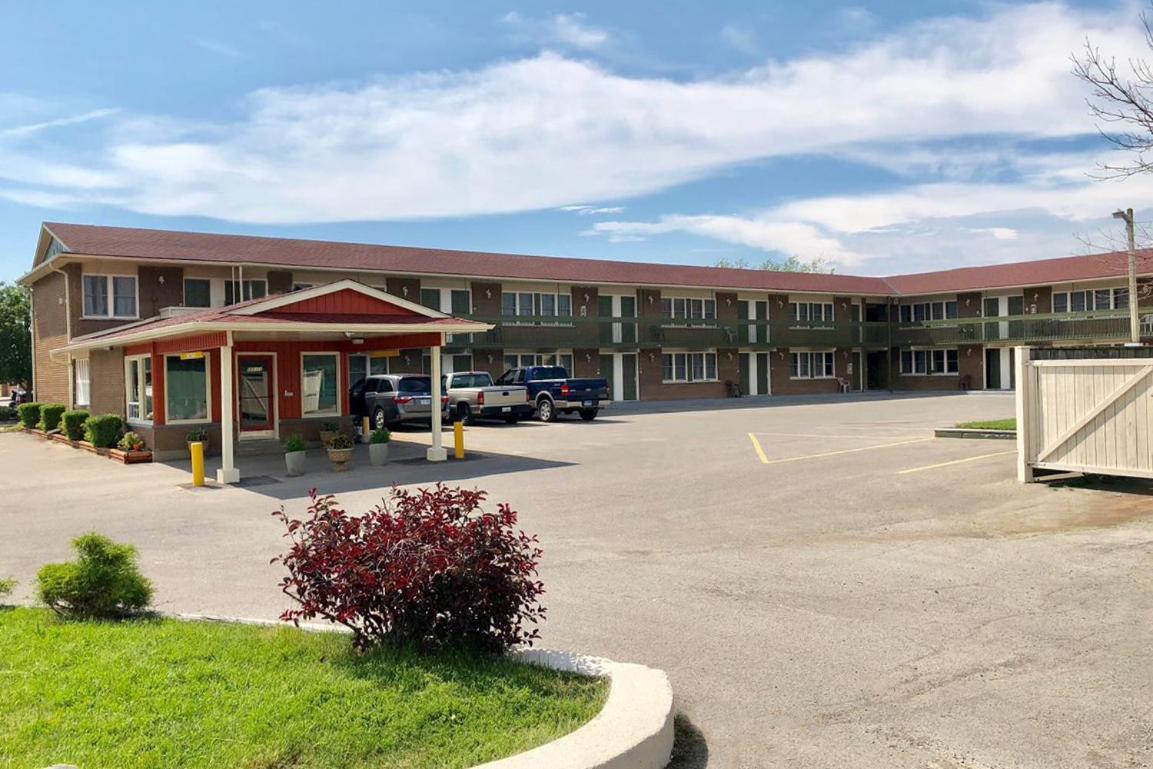 Knights Inn Fort Erie Bagian luar foto